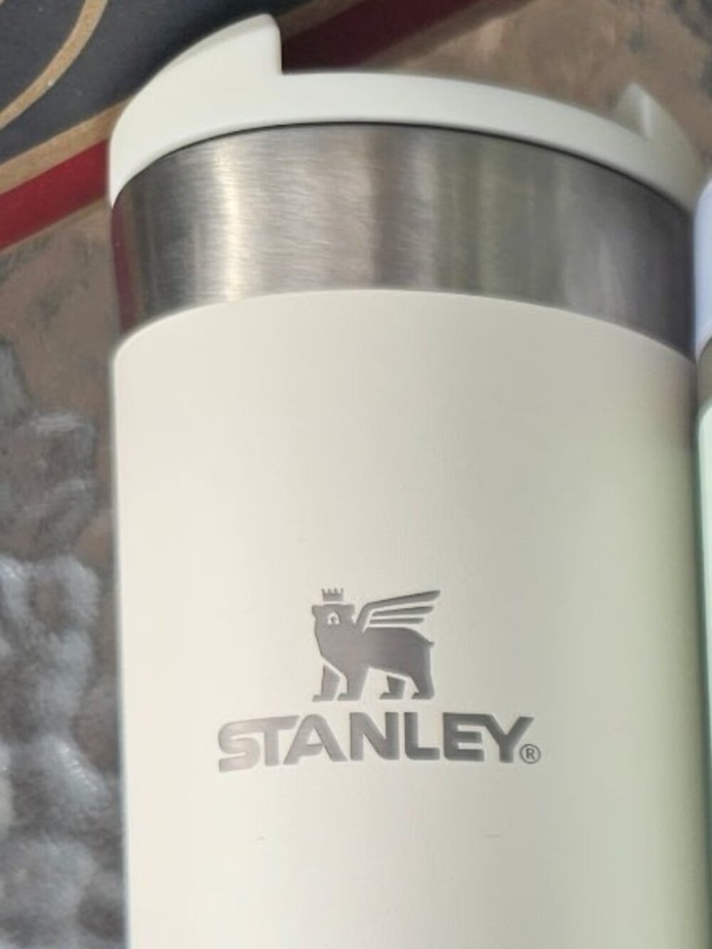 Stanley Tumbler Bottle w/lid 20 oz. Stainless Steel Aero Light Transit White